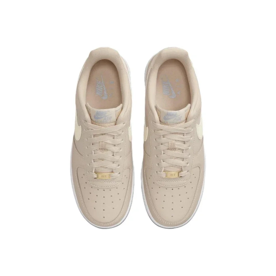 Nike Air Force 1 '07 Low for Women Skateboarding Shoes Trendy AF1 Shoes Classic Retro Board Sneakers DA8301-101