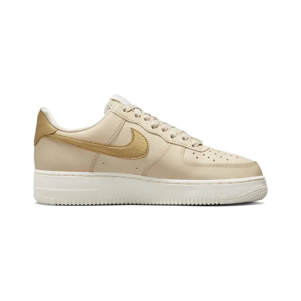 Nike Air Force 1 '07 Low for Women Skateboarding Shoes Trendy AF1 Shoes Classic Retro Board Sneakers DA8301-101