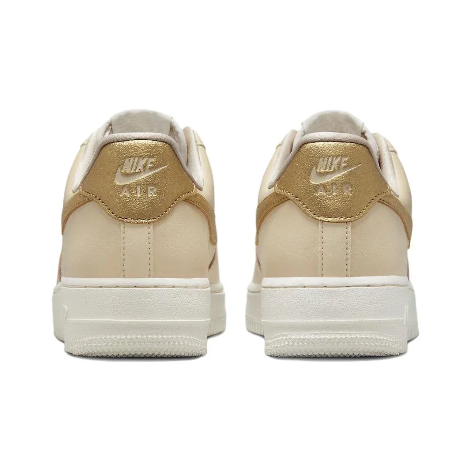 Nike Air Force 1 '07 Low for Women Skateboarding Shoes Trendy AF1 Shoes Classic Retro Board Sneakers DA8301-101