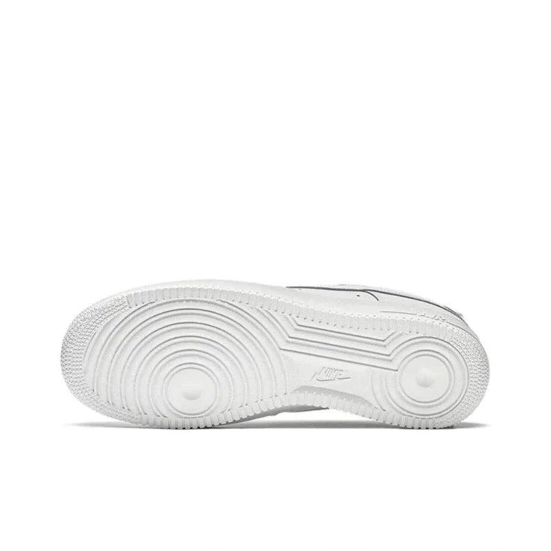 Nike Air Force 1 '07 Low for Women Skateboarding Shoes Trendy AF1 Shoes Classic Retro Board Sneakers DA8301-101